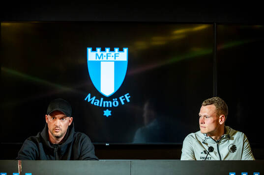 Head coach Jacob Neestrup and Viktor Claesson