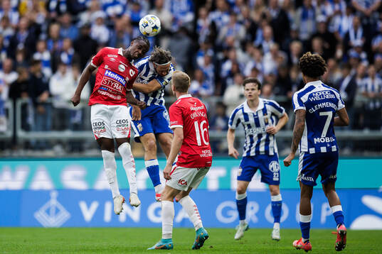 Degerfors Richie Omorowa och IFK Göteborgs Gustav Svensson