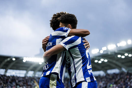 IFK Göteborgs Thomas Santos och Sebastian Clemmensen jublar