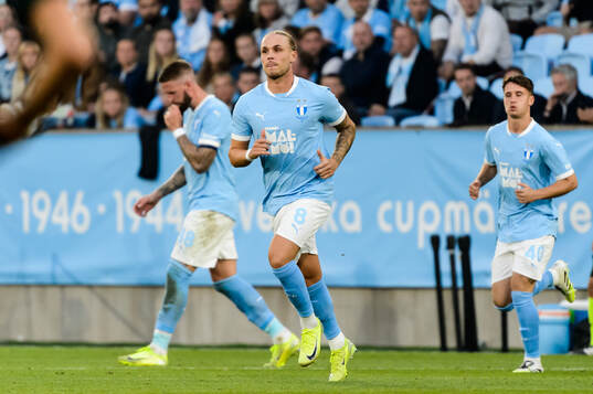 Arnor Sigurdsson and Kenan Busuladzic of Malmö FF