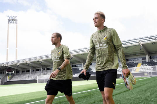 Bläddra bland fler bilder av Fotboll, Europa League, Häcken, Träning 