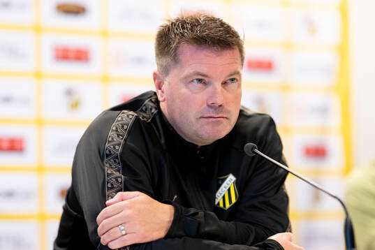 Tränare Jens Gustafsson och