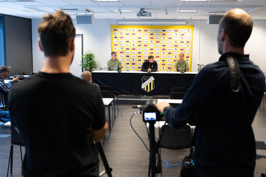 Olle Samuelsson, tränare Jens Gustafsson och Simon