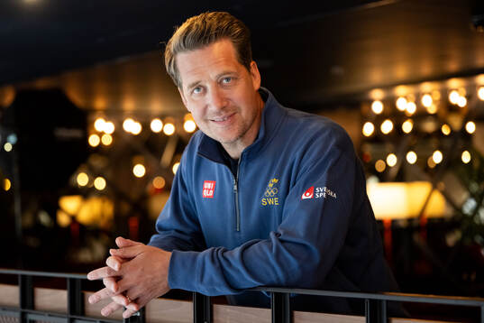 Head coach Sam Hallam of the Swedish men's national ice