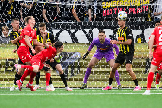 Goalkeeper Etrit Berisha of Häcken