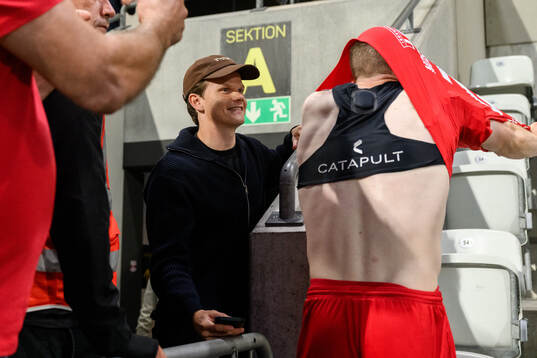 Kolbeinn Thordarson of IFK Göteborg is given the shirt of