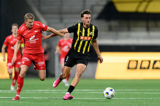 Emil Kornvig of Brann and Silas Andersen of Häcken