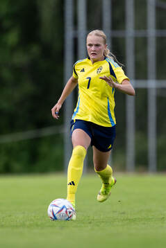 Nora Blom