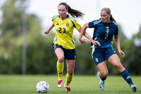 Zoey Källström och Elsa Blårand