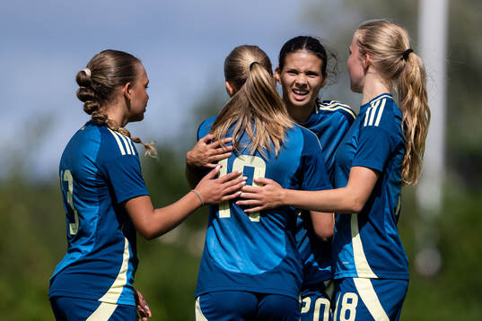 Tyra Strindholm, Elvira Wide, Maylin Lövgren Sarmiento och