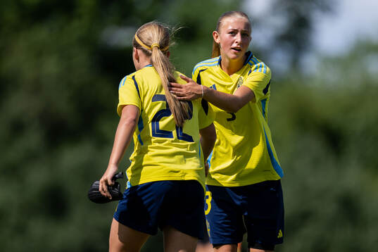 Hanna Holmkvist och Moa Dunegård