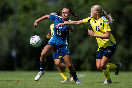 Tyra Strindholm och Elin Brugge