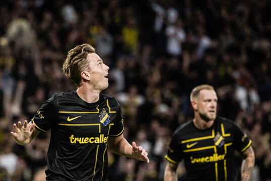 Johan Hove of AIK reacts