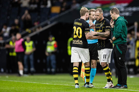 Erik Hovden Flataker and John Guidetti of AIK