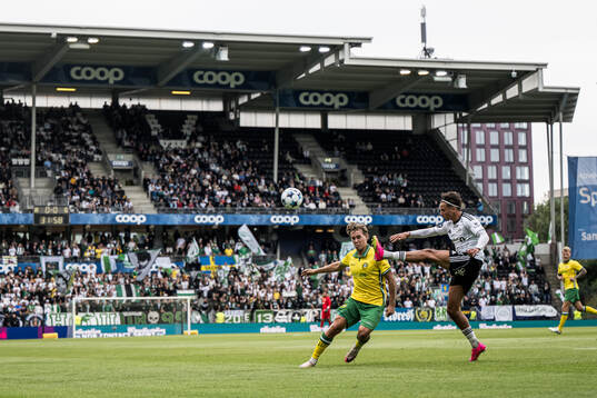 Hampus Skoglund of Hammarby and Adrian Pereira of Rosenborg