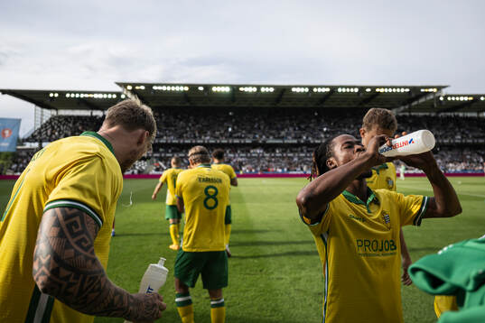 Victor Eriksson and Frank Junior Adjei of Hammarby