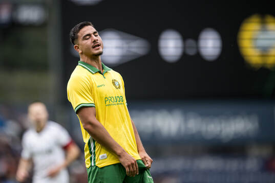Jusef Erabi of Hammarby reacts