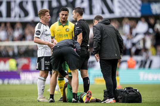 Aslak Fonn Witry of Rosenborg and Jusef Erabi of Hammarby