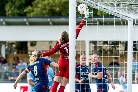 Rosengårds målvakt Samantha Leshnak Murphy