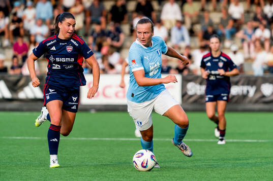 Rosengårds Emilia Pelgander och Malmö FFs Sara Kanutte