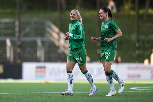 Hammarbys Alice Carlsson och Simone Boye Sørensen