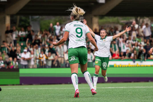 Hammarbys Anna Jøsendal jublar