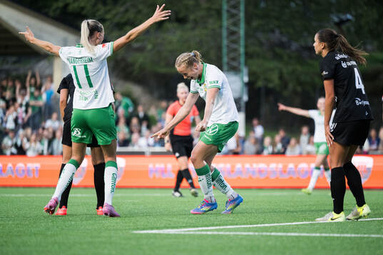 Hammarbys Julie Blakstad jublar