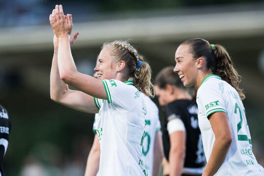 Hammarbys Julie Blakstad jublar