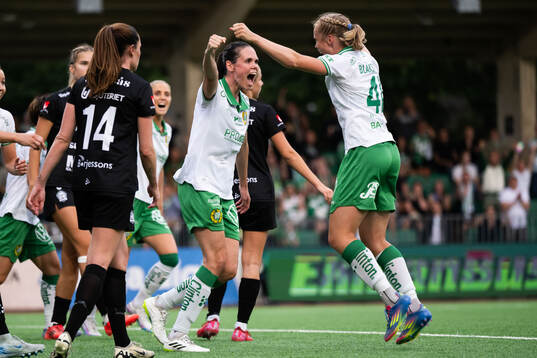 Hammarbys Julie Blakstad jublar med Simone Boye Sørensen