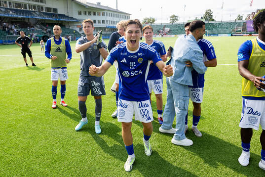 GIF Sundsvalls Miguel Sandberg jublar
