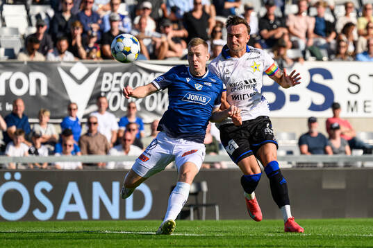Bläddra bland fler bilder av Fotboll, Allsvenskan, Halmstad - Sirius