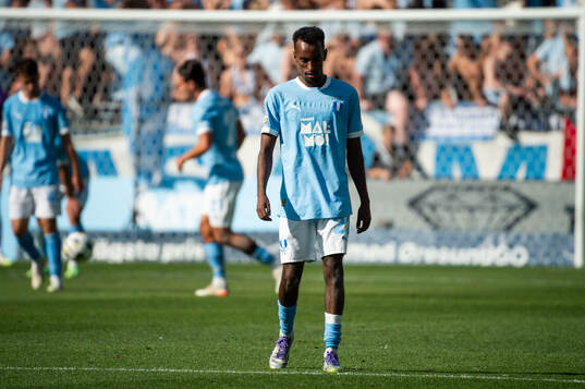 Malmö FFs Taha Ali deppar