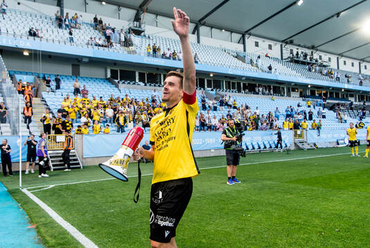 Mjällbys Jesper Gustavsson jublar