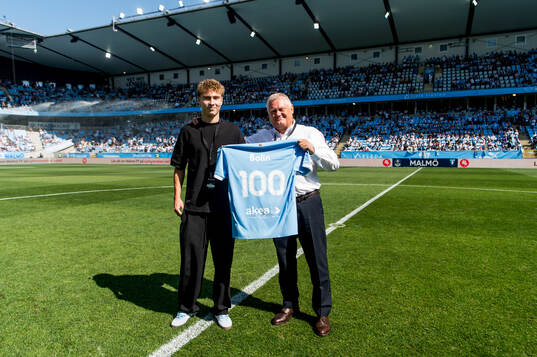 Malmö FFs Hugo Bolin hyllas för 100 matcher av
