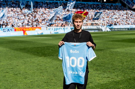 Malmö FFs Hugo Bolin hyllas för 100 matcher