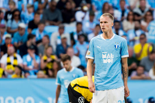Malmö FFs Daniel Gudjohnsen deppar
