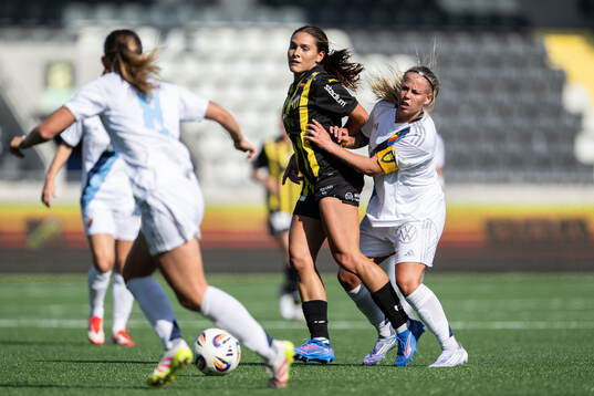 Häckens Mary Caroline Wickenheiser och Djurgårdens