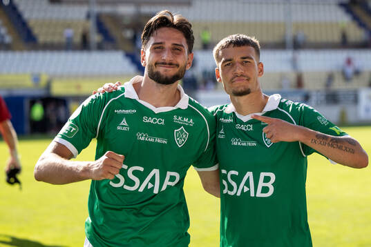 Brages Filip Trpcevski och Noah Åstrand John jublar