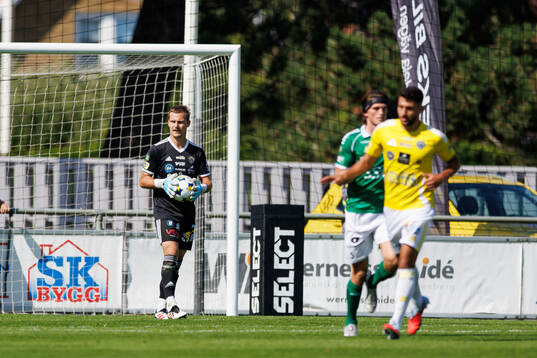 Falkenbergs målvakt Anton Andersson