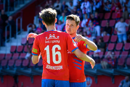 Helsingborgs Alexander Johansson och Max Svensson jublar
