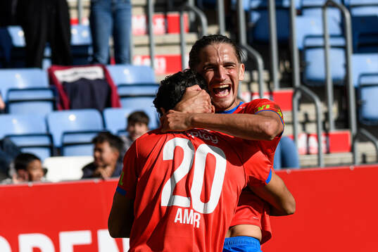 Helsingborgs Baker Amer och Ervin Gigovic jublar