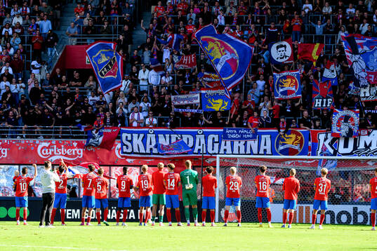 Helsingborgs spelare jublar