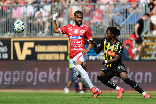 Degerfors Leon Hien och Häckens Severin Nioule