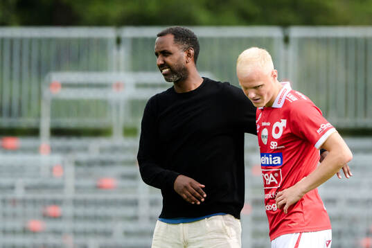 Degerfors tränare Henok Goitom och Marcus Rafferty