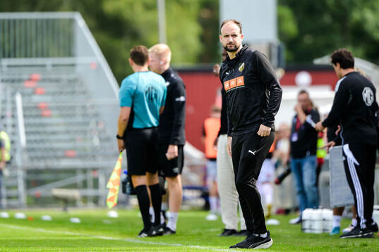Häckens assisterande tränare Vitor Gazimba