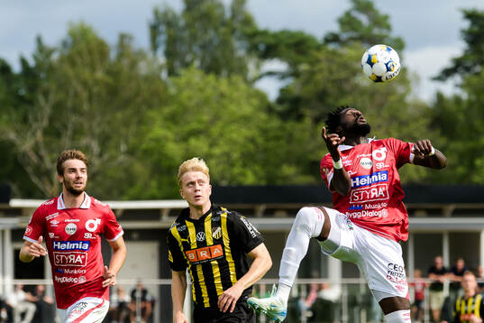 Degerfors Juhani Pikkarainen och Nasiru Moro
