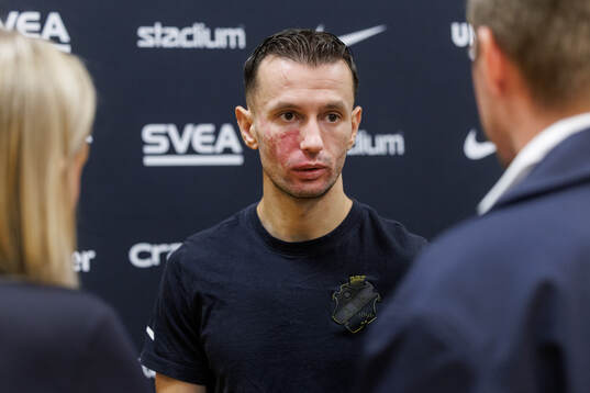 AIKs Bersant Celina i mixade zonen