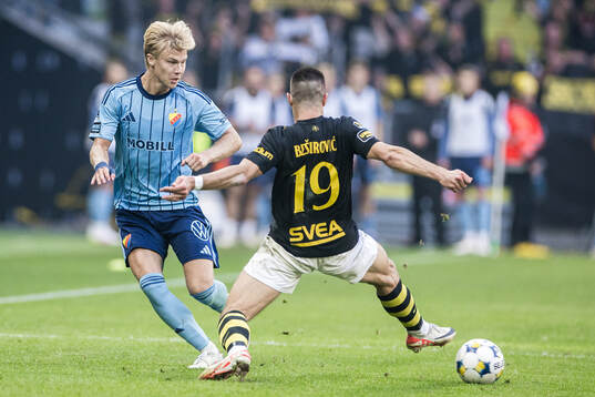 Djurgårdens Theo Bergvall och AIKs Dino Besirovic