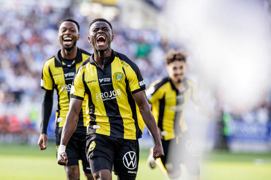 Hammarbys Ibrahima Breze Fofana jublar