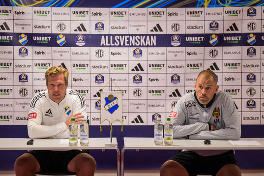 Östers assisterande tränare Daniel Friberg och BPs